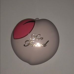 Too Faced Peach My Cheeks Blush in “So Peachy”